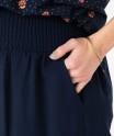 Short maternité avec large ceinture smockée